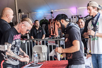 Corey Taylor signing