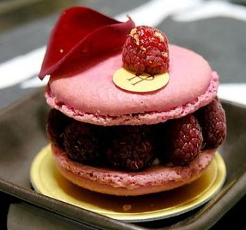 Pierre Herme Macaron