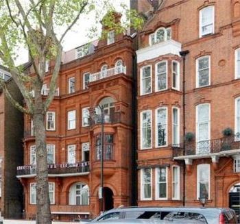 Chelsea Embankment property