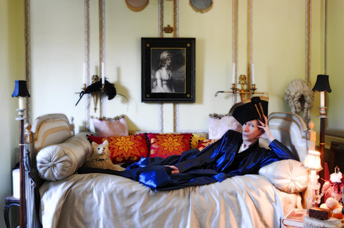 Upskirt at Red Tube Zone