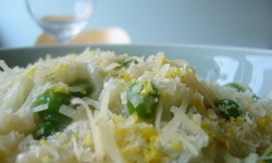 Risotto med ärtor och citron