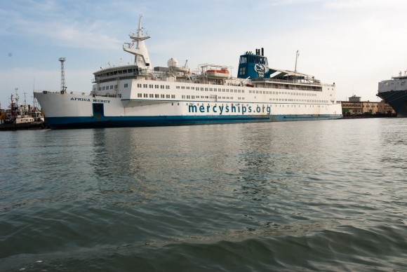 Credit photo: Debra Bell: AFM THE AFRICA MERCY IN THE PORT OF CONAKRY, GUINEA