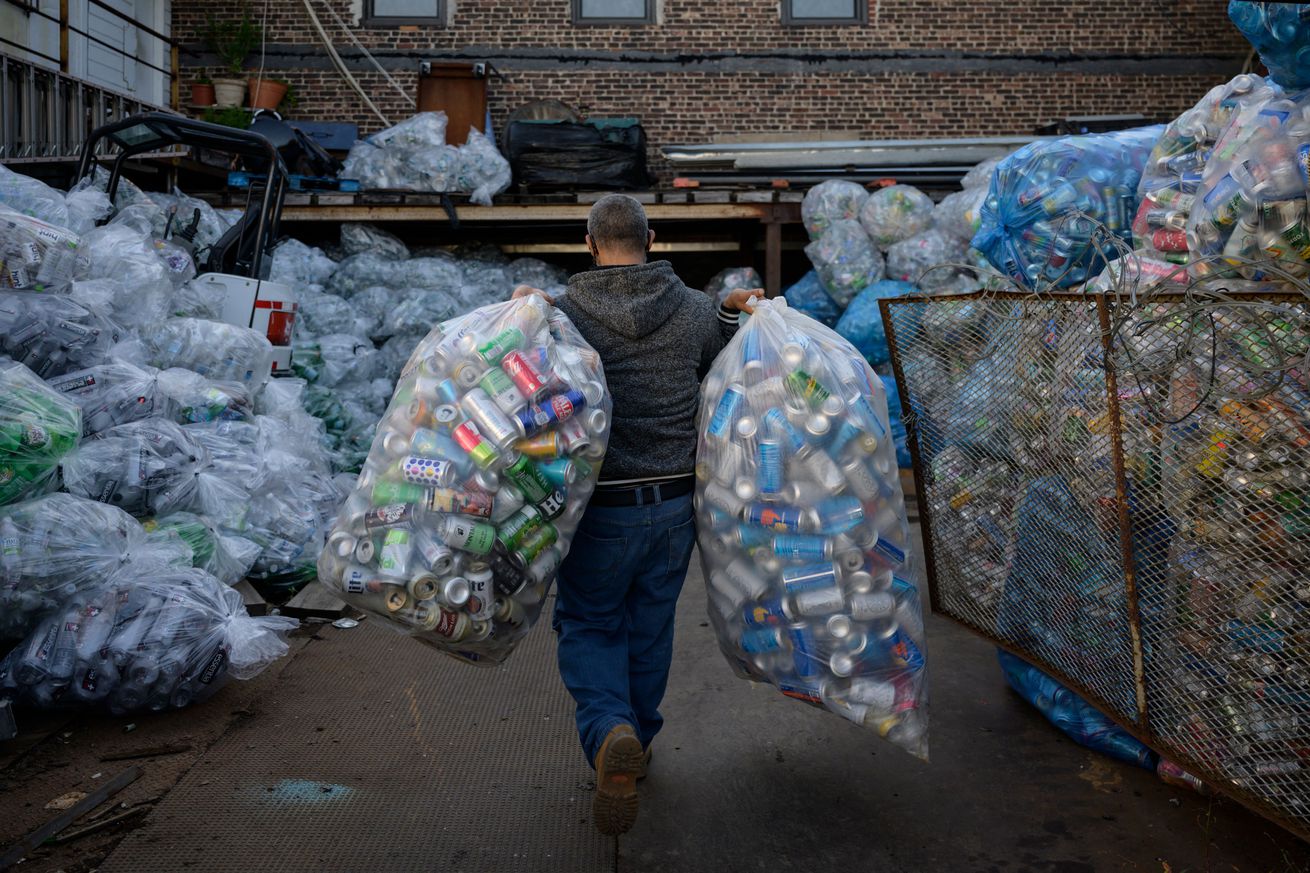 US-POLITICS-SOCIAL-POVERTY-ENVIRONMENT