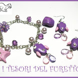 normal_Parure_orecchini_bracciale_pesci_rossi_lilla_estate_2012_bijoux_moda_misshobby_artigianali_stelle_marine_conchiglia_perle (2).JPG