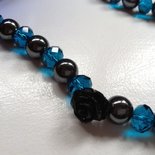 normal_Collana_pietre_blu_rose_nere_dettaglio2_dettaglio.JPG