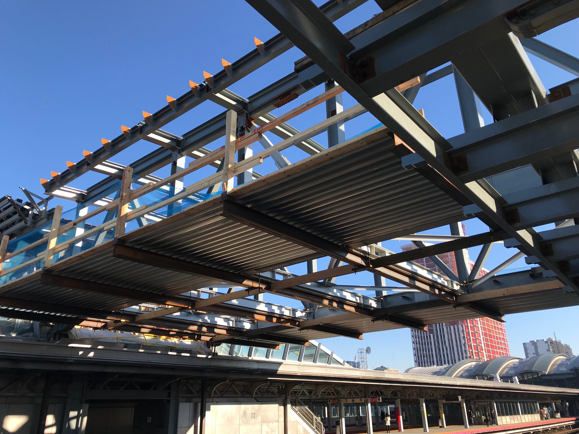 Jamaica Capacity Improvements - Westerly Bridge Shielding - 02-04-19