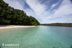 Peucang Island beach [java_0466]