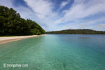 Peucang Island beach [java_0471]