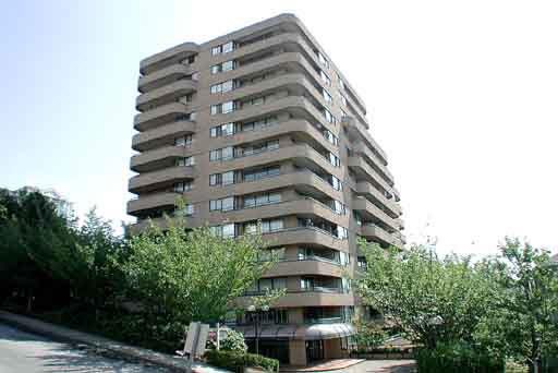 FEATURED LISTING: 607 - 1026 Queens Avenue New Westminster