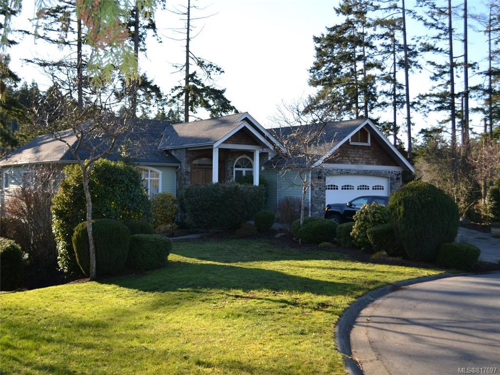 FEATURED LISTING: 10950 Marti Lane