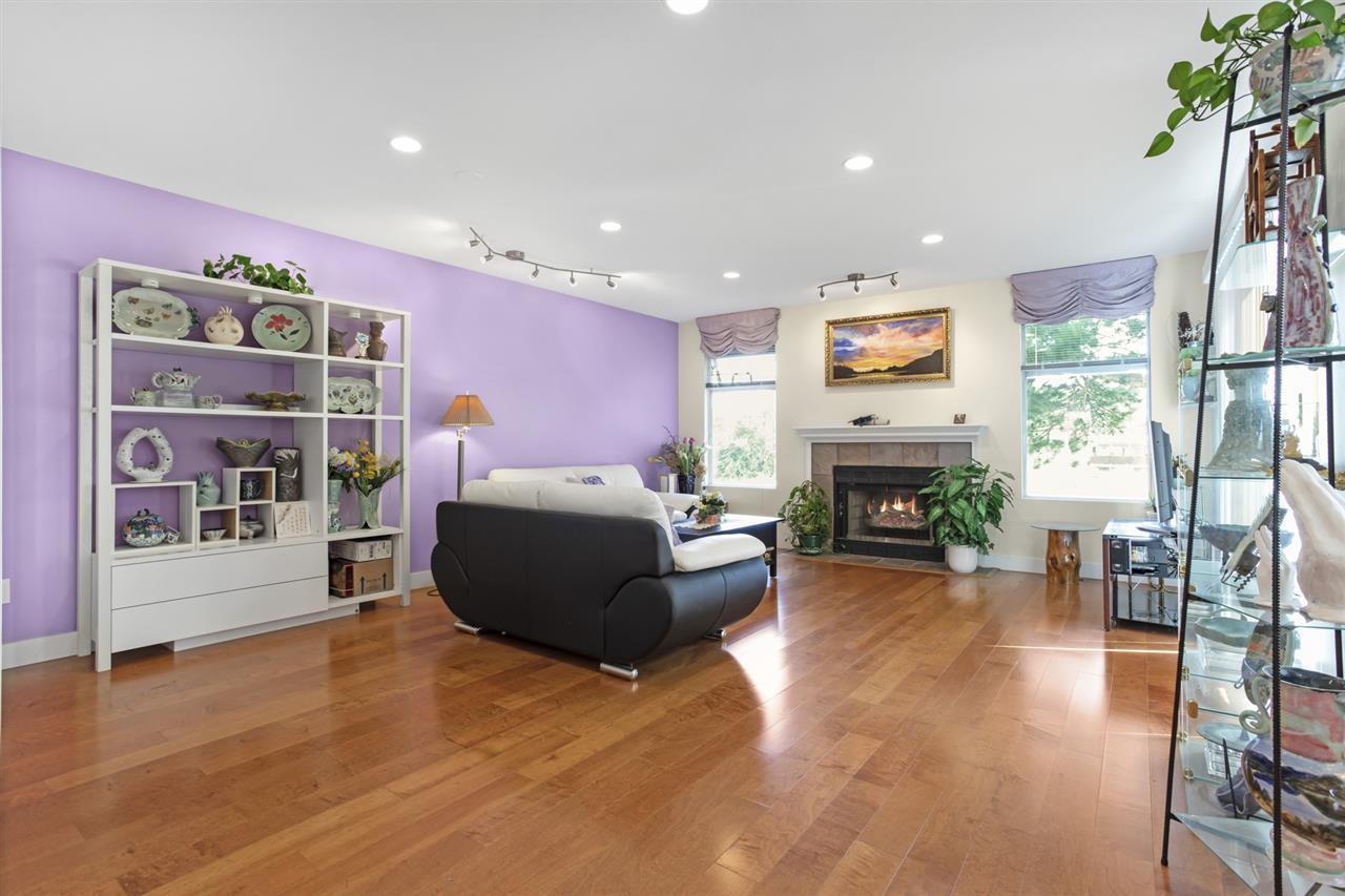 FEATURED LISTING: 3 - 3111 BECKMAN Place Richmond