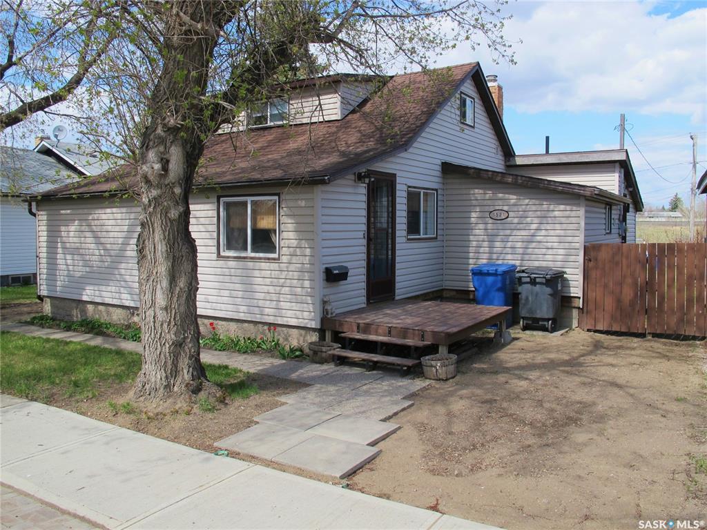 FEATURED LISTING: 1521 4th Street Estevan