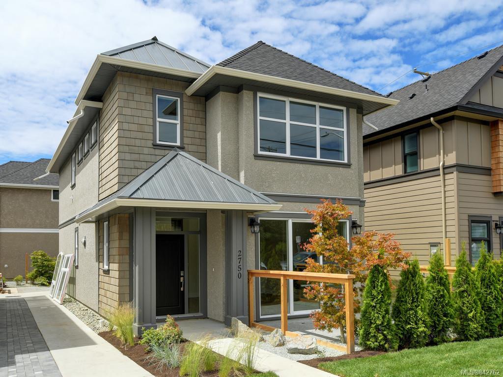 FEATURED LISTING: 2750 Gosworth Rd Victoria