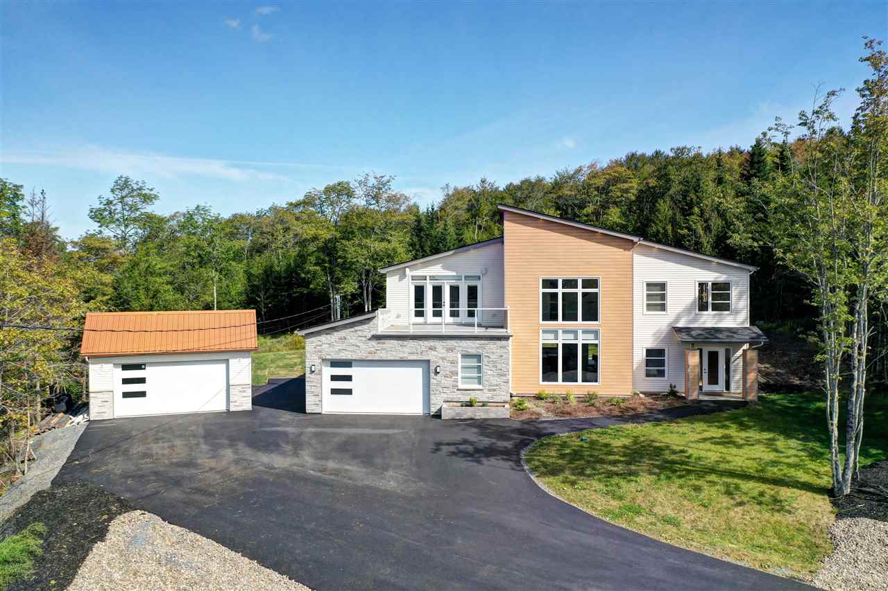 FEATURED LISTING: 149 McCabe Lake Drive Middle Sackville