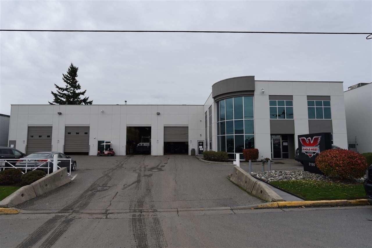 FEATURED LISTING: 2190 CARPENTER Street Abbotsford