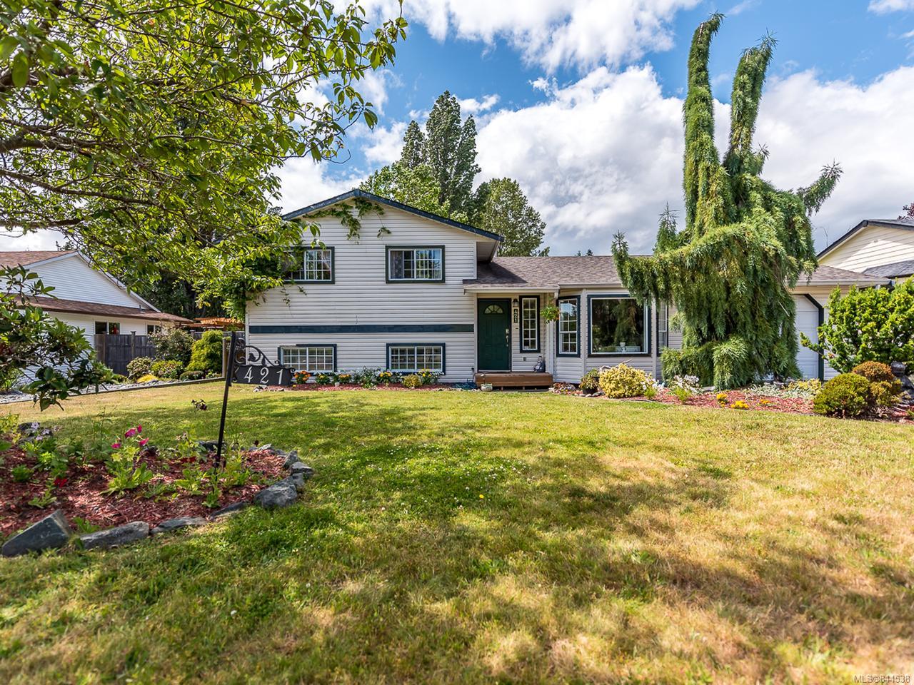 FEATURED LISTING: 421 Quarry Rd COMOX