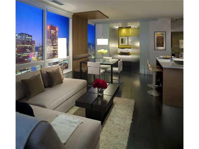 FEATURED LISTING: # 903 535 SMITHE ST Vancouver
