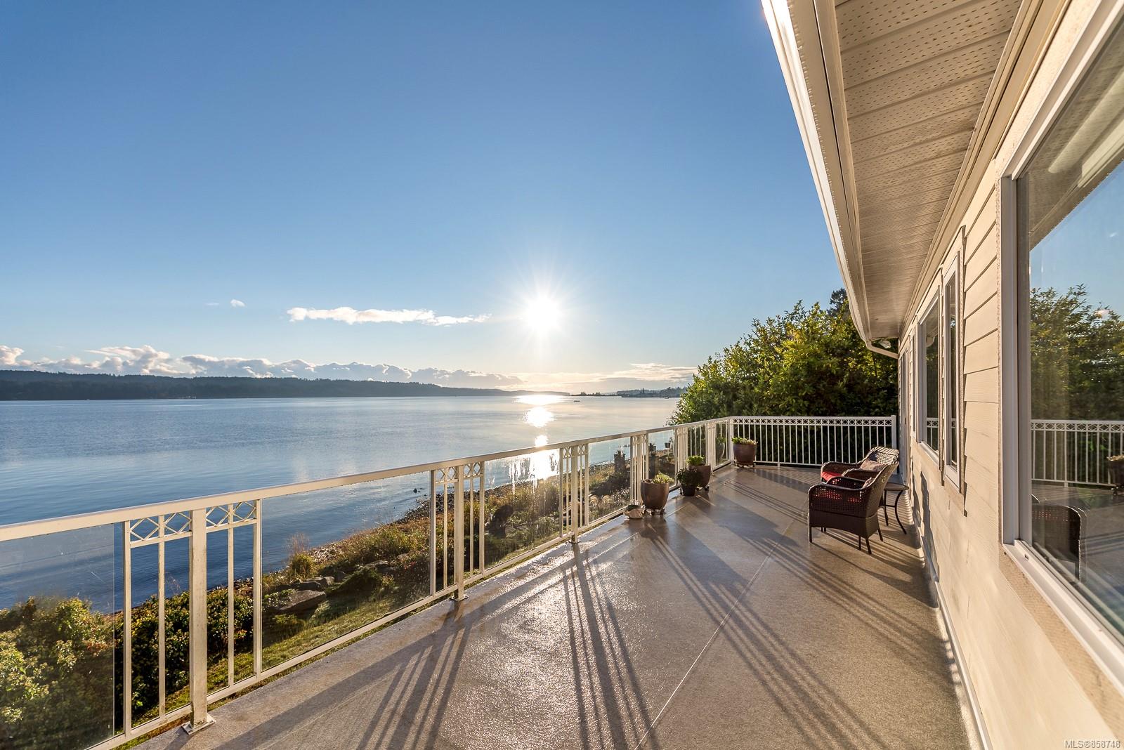 FEATURED LISTING: 6684 Island Hwy South
