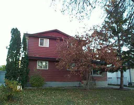 Main Photo: 1119 DE FEHR Street in Winnipeg: North Kildonan Single Family Detached for sale (North East Winnipeg) : MLS®# 2516738