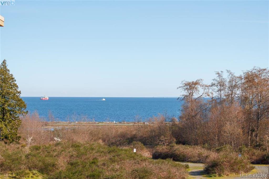 FEATURED LISTING: 404 - 3223 Selleck Way VICTORIA