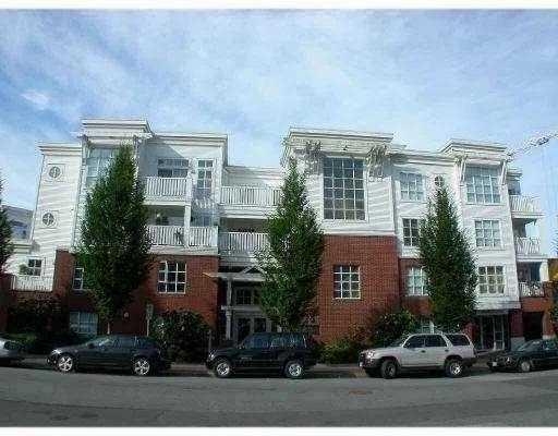 Main Photo: # 407 137 E 1ST ST in North Vancouver: Condo for sale : MLS®# V676162