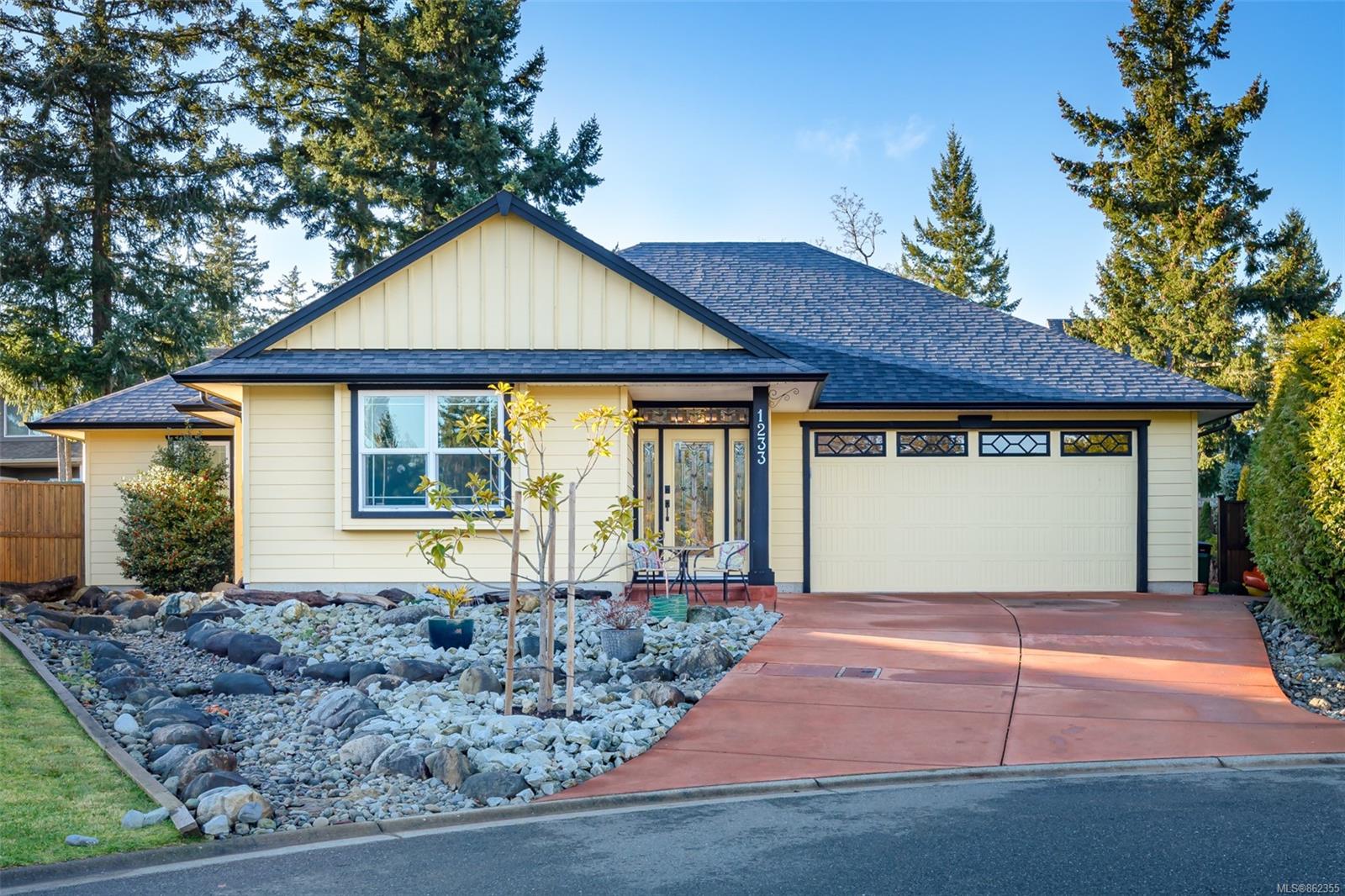 FEATURED LISTING: 1233 Slater Pl