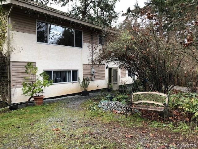 FEATURED LISTING: 1607 Pequod Cres