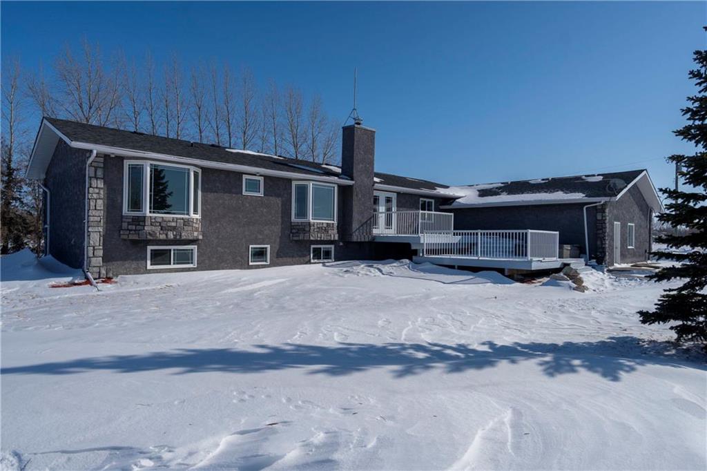 FEATURED LISTING: 49044 MUN 22E Road Ile Des Chenes