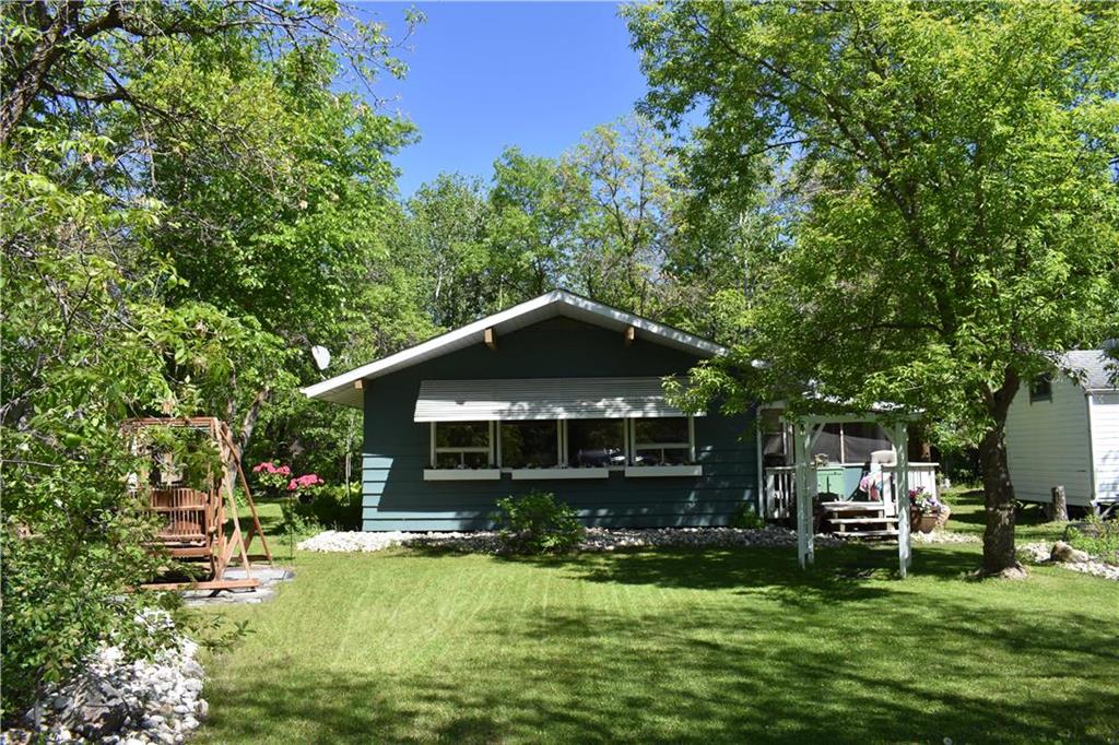FEATURED LISTING: 104091 PTH 9 Highway Sandy Hook