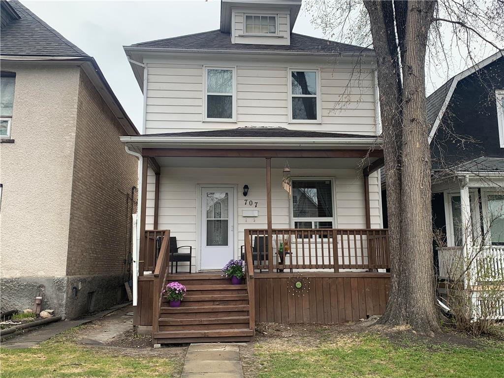FEATURED LISTING: 707 Strathcona Street Winnipeg