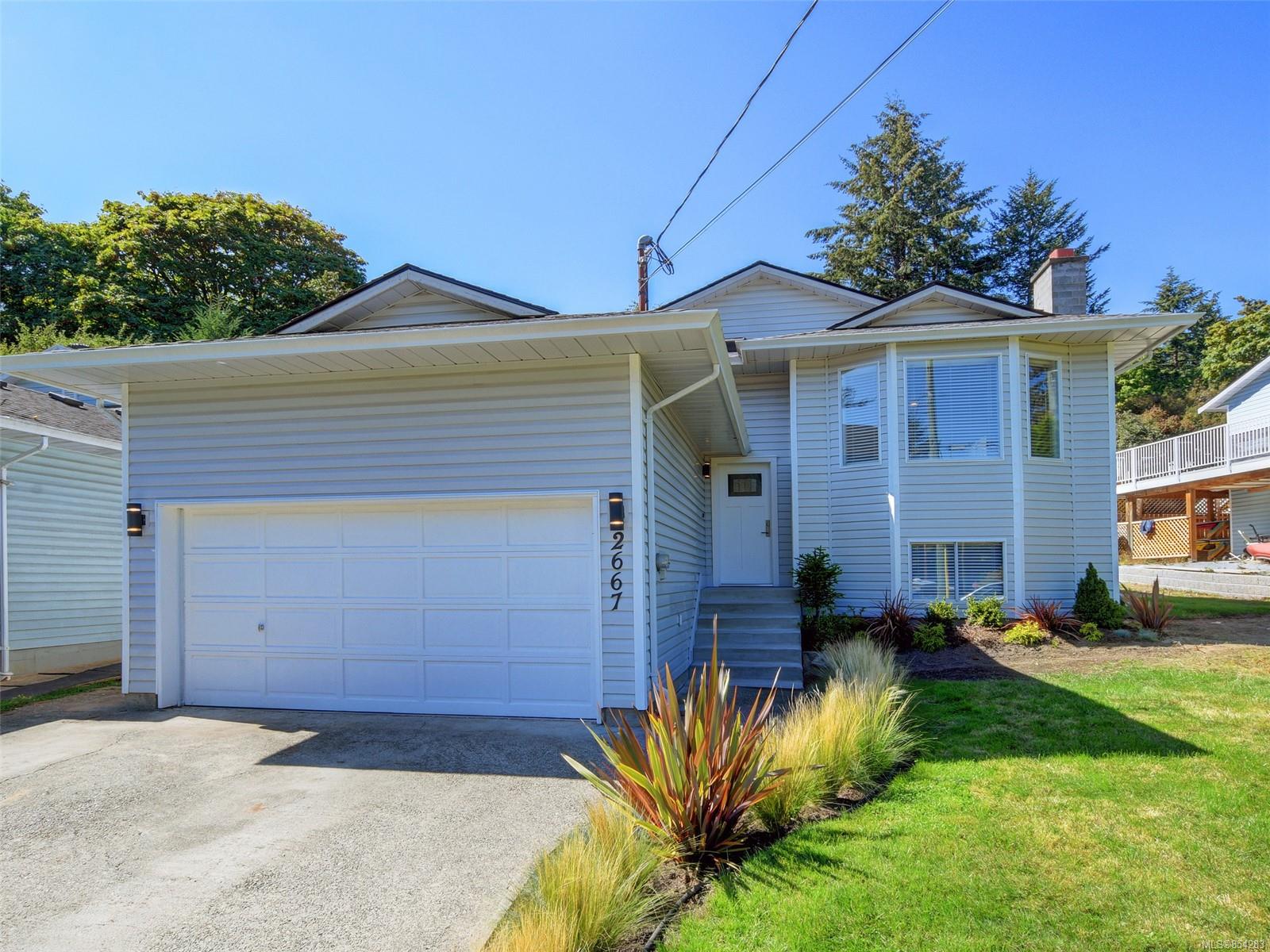 FEATURED LISTING: 2667 Myra Pl