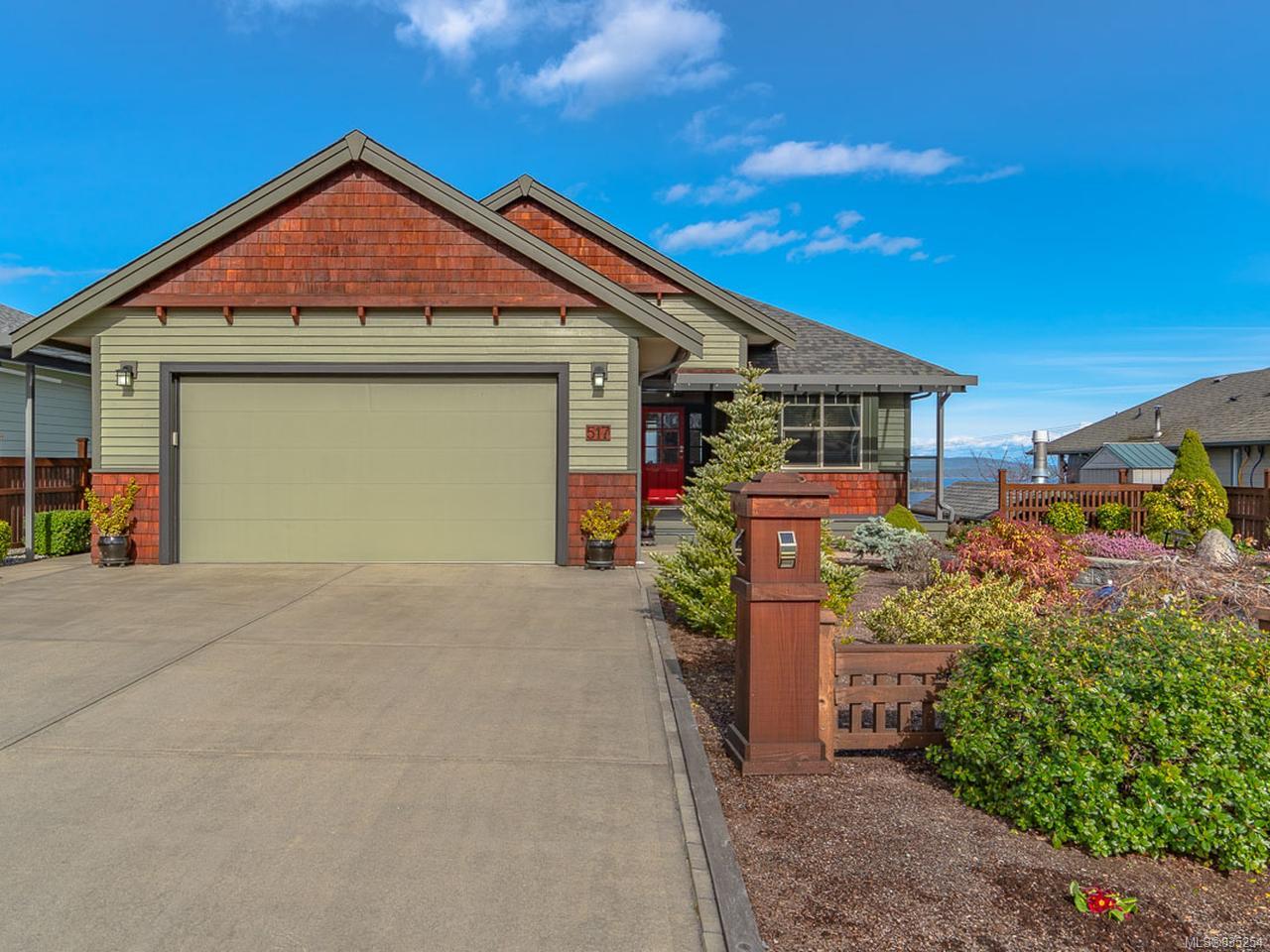 FEATURED LISTING: 517 Douglas Pl LADYSMITH