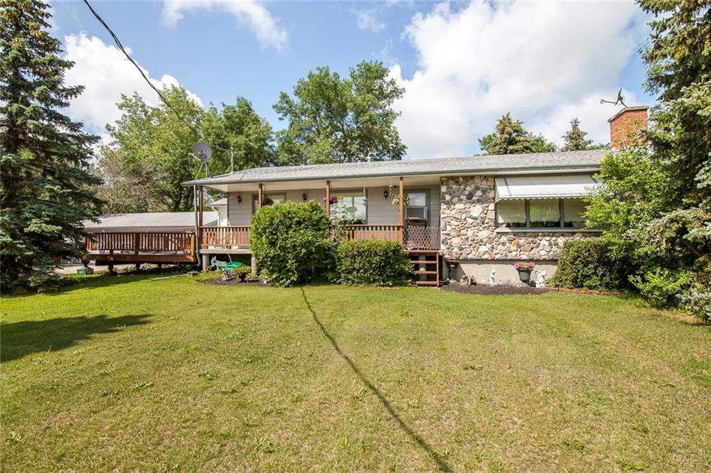 FEATURED LISTING: 9058 ROAD 57 NW Road Starbuck