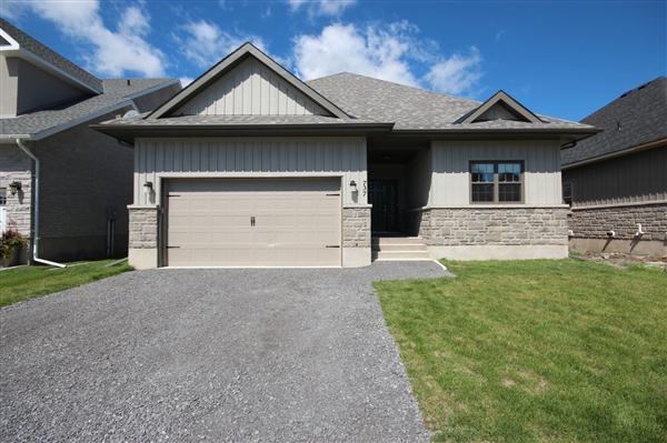Main Photo: 737 Amaryllis Street in Kingston: House (Bungalow) for sale : MLS(r) # 12606108