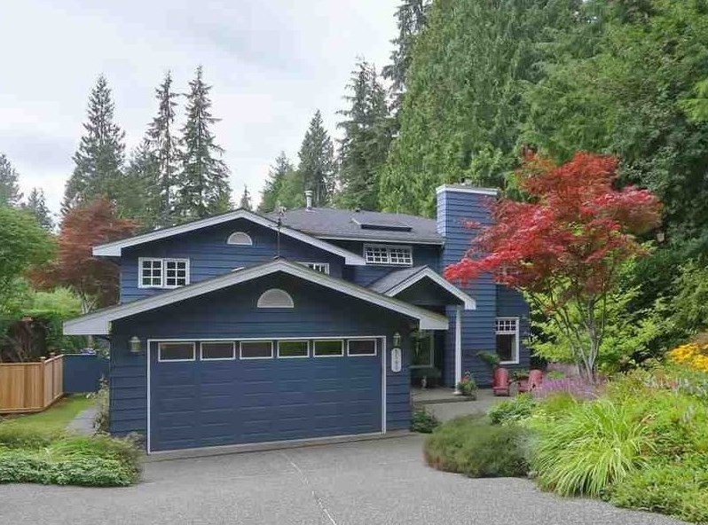 FEATURED LISTING: 5195 SARITA Avenue North Vancouver