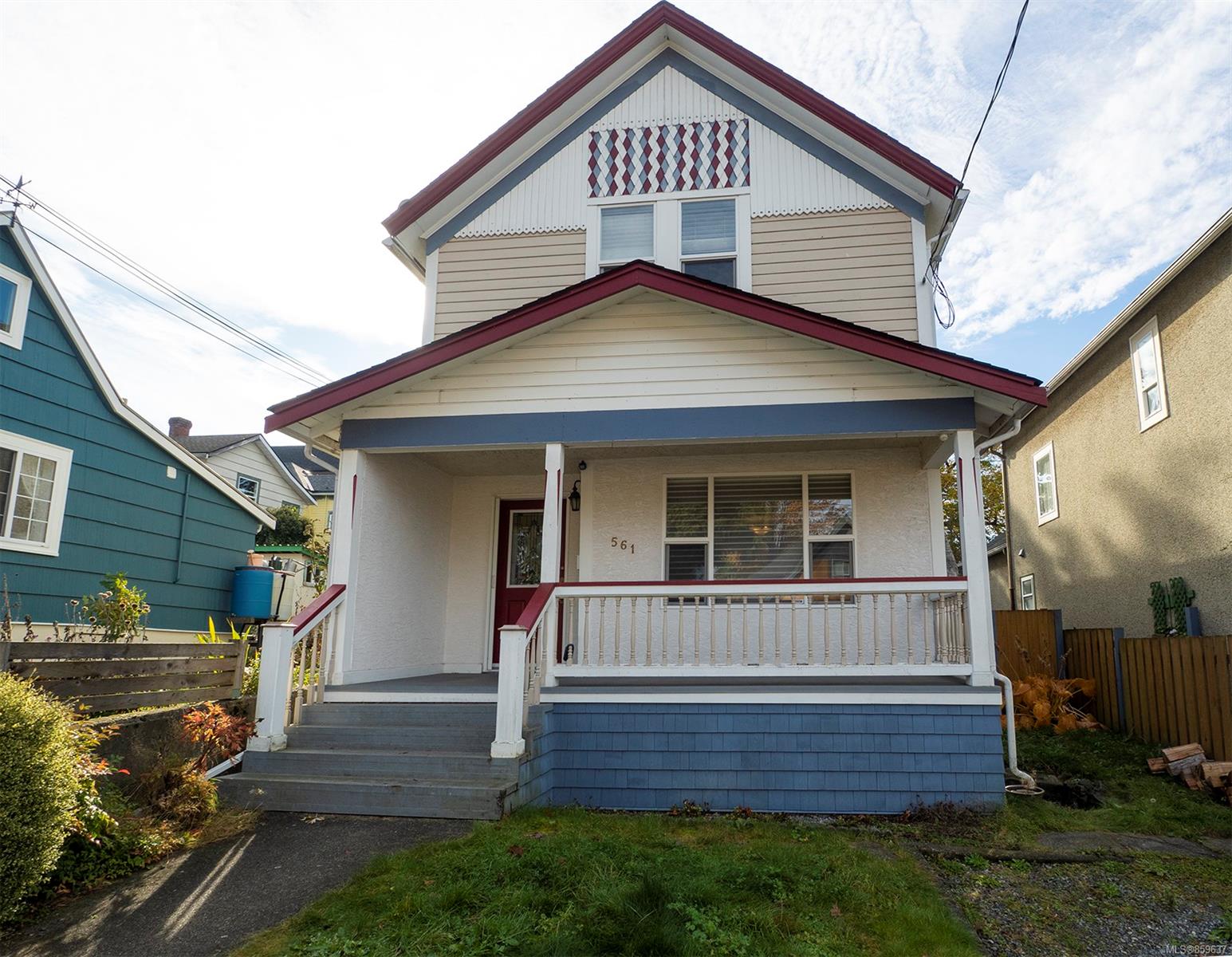 FEATURED LISTING: 561 Selby St