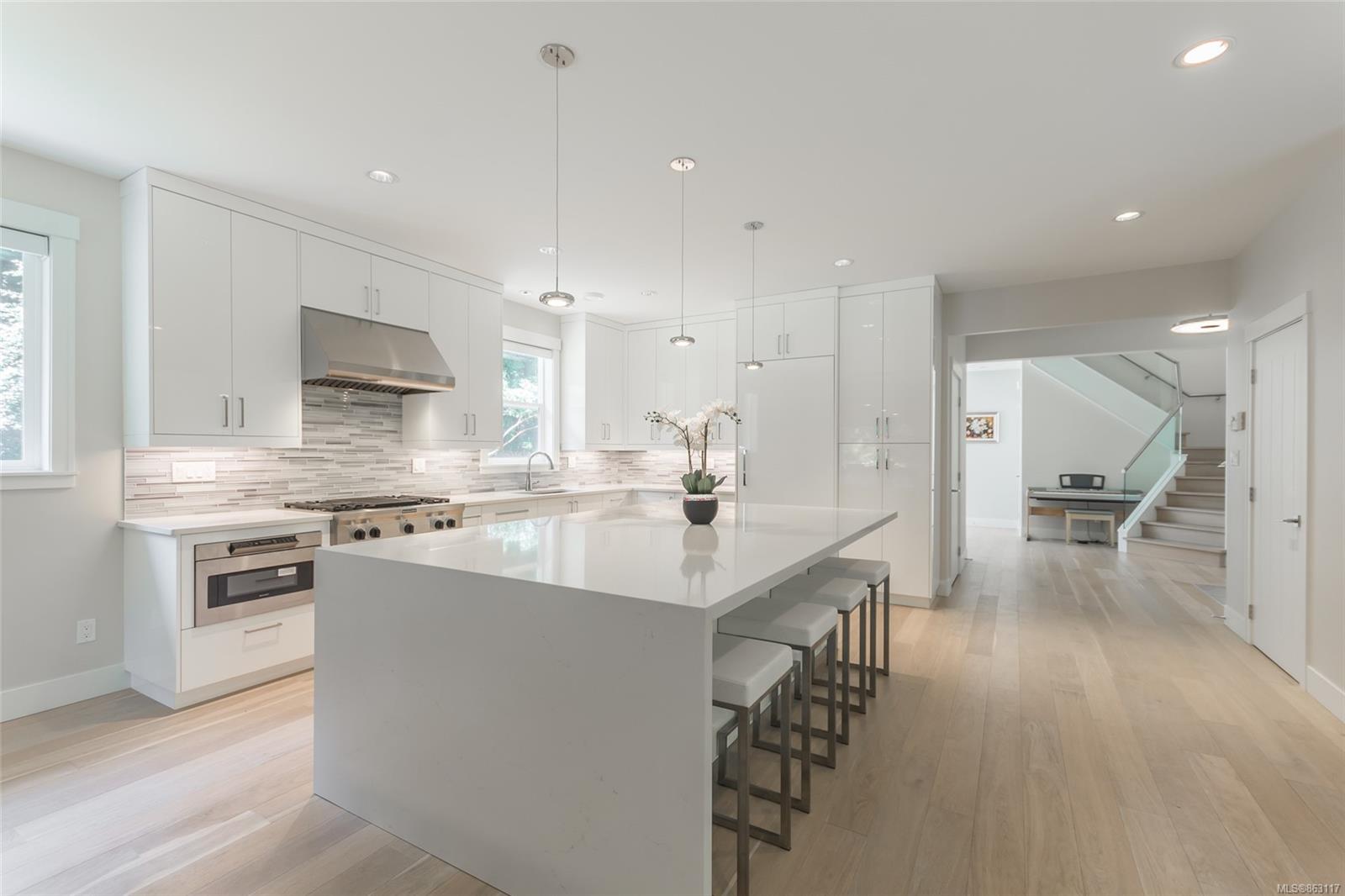 FEATURED LISTING: 3480 Arrowsmith Rd