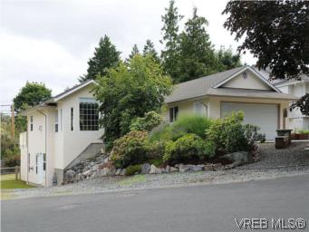 Main Photo: 8 Edwards Estates Road in VICTORIA: VR Six Mile Single Family Detached for sale (View Royal) : MLS®# 283400