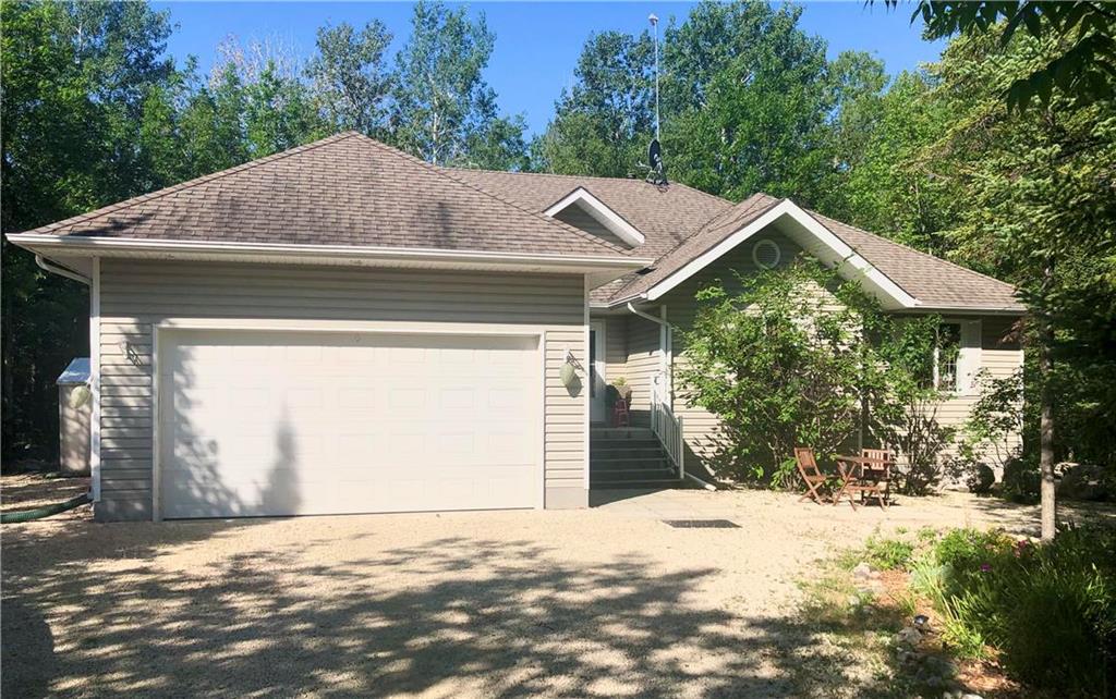 FEATURED LISTING: 22 St Andrews View Traverse Bay
