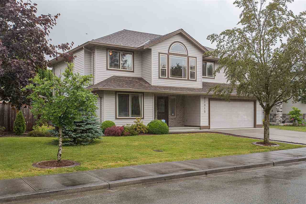 FEATURED LISTING: 23915 121 Avenue Maple Ridge