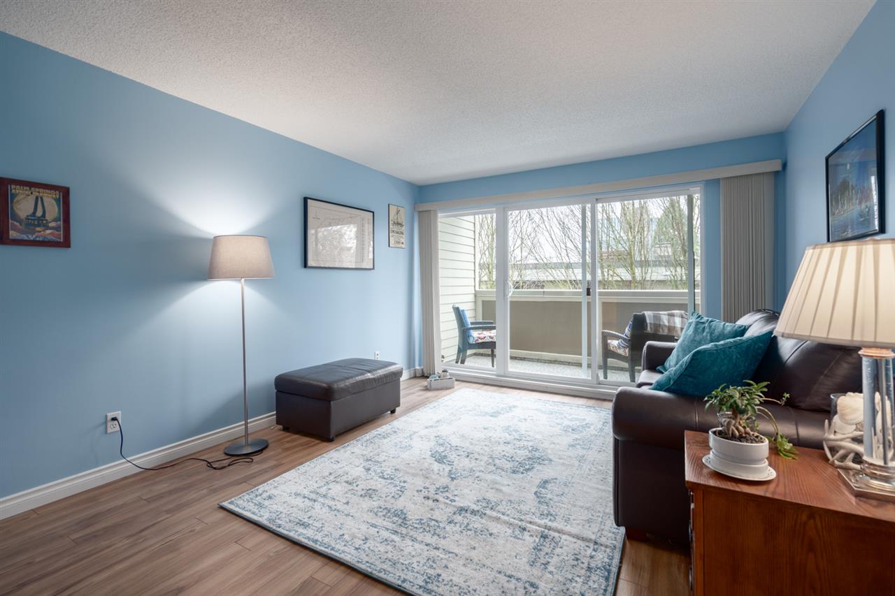 FEATURED LISTING: 305 1775 11TH Avenue West Vancouver