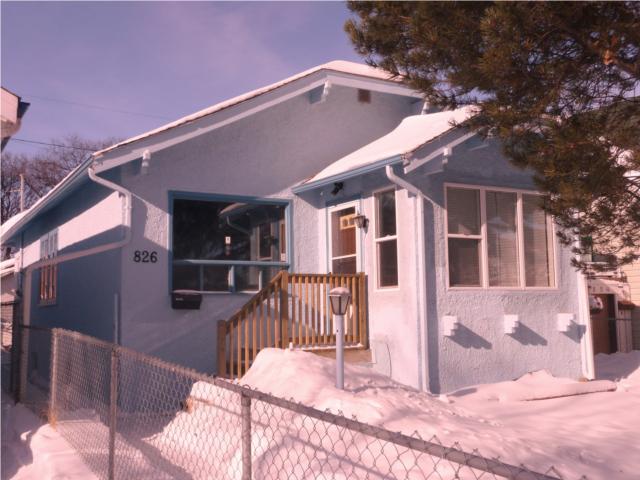 FEATURED LISTING: 826 Banning Street WINNIPEG