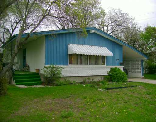 Main Photo: 60 JOLLIETT Crescent in WINNIPEG: Westwood / Crestview Single Family Detached for sale (West Winnipeg) : MLS®# 2707198