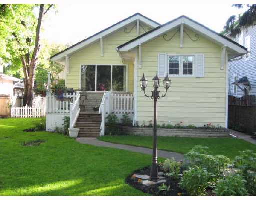 FEATURED LISTING: 91 HELMSDALE Avenue WINNIPEG