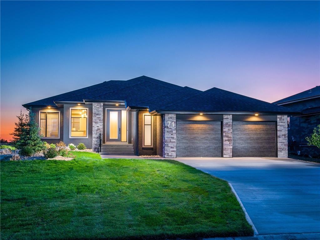 FEATURED LISTING: 71 Casselman Crescent Oak Bluff