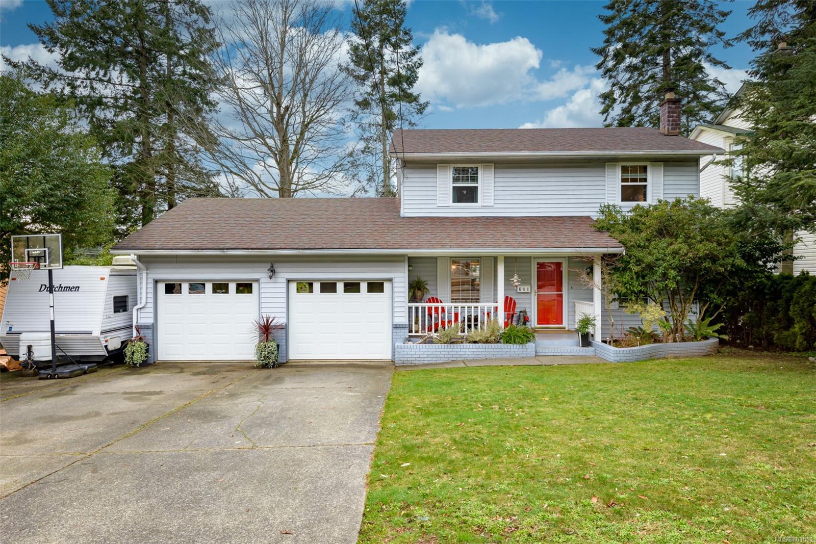 FEATURED LISTING: 641 Totem Cres