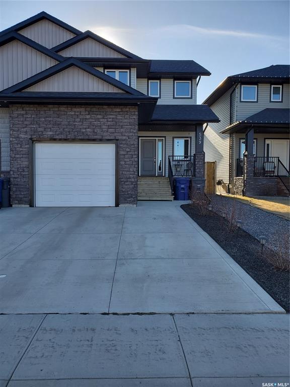 FEATURED LISTING: 539 Maple Crescent Warman