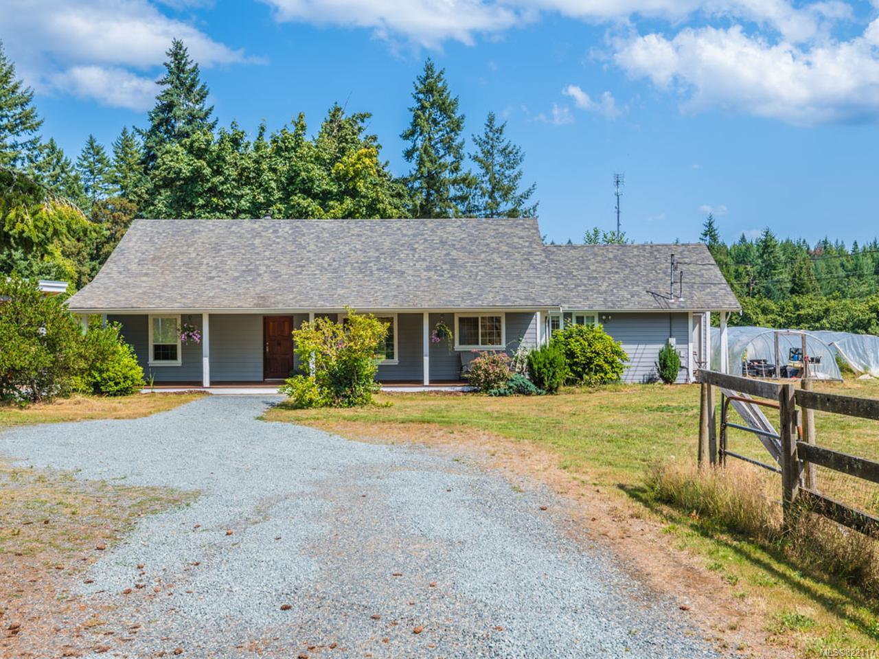 FEATURED LISTING: 3390 HENRY ROAD CHEMAINUS