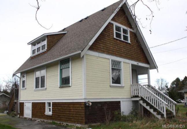 FEATURED LISTING: 2852 Shelbourne St Victoria