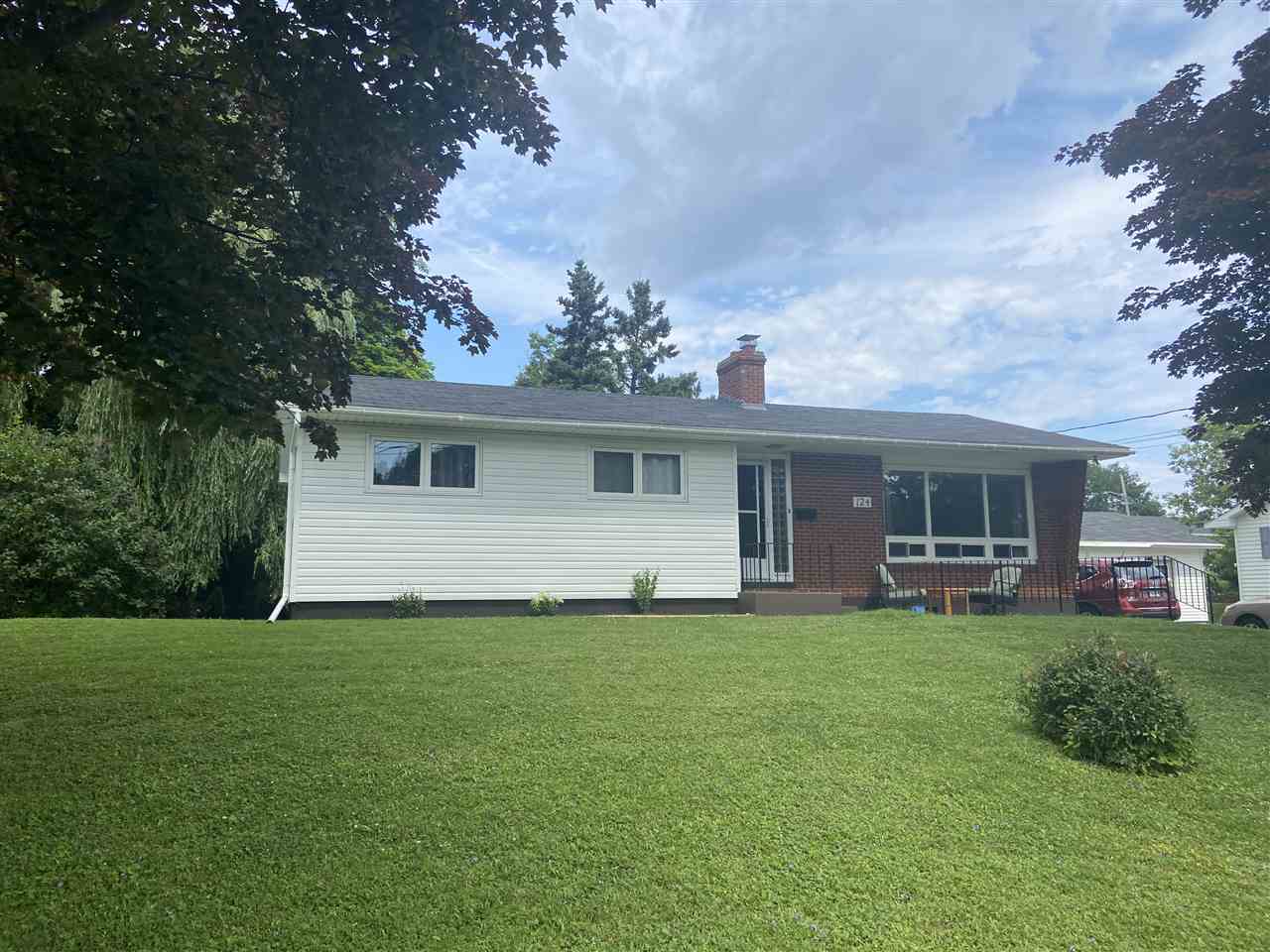FEATURED LISTING: 124 Churchill Drive New Glasgow